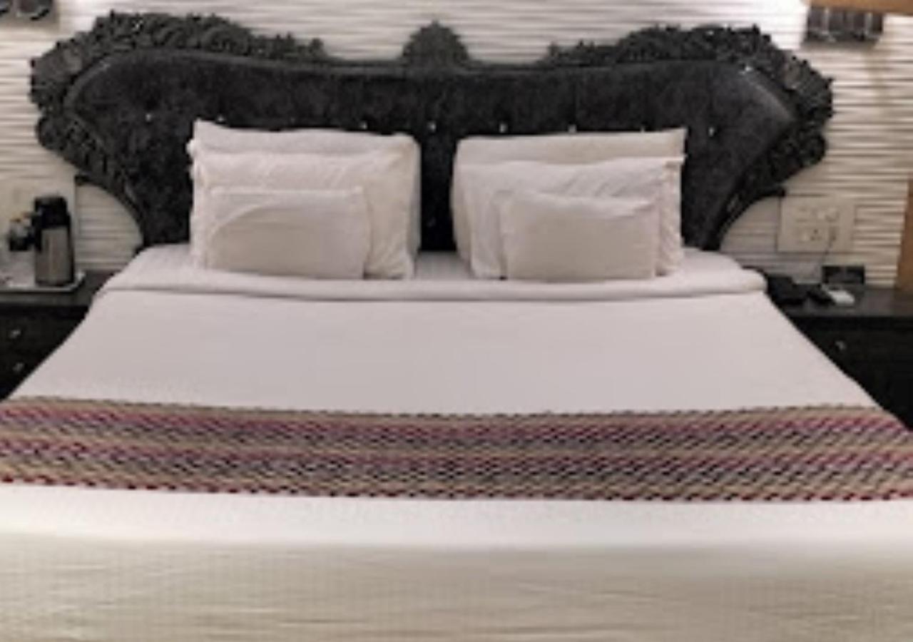 Hotel Siddharth Premiere Chandrapur Eksteriør bilde
