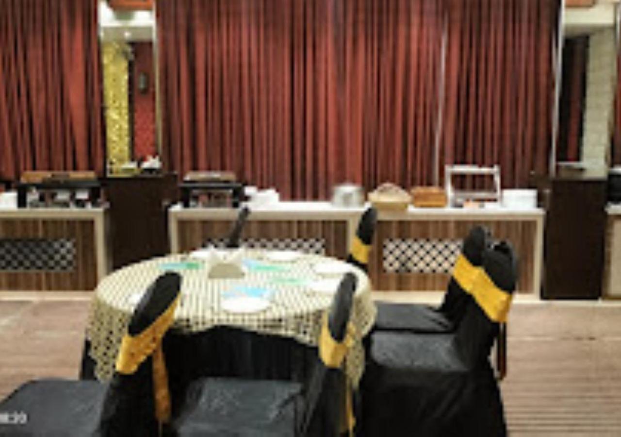 Hotel Siddharth Premiere Chandrapur Eksteriør bilde