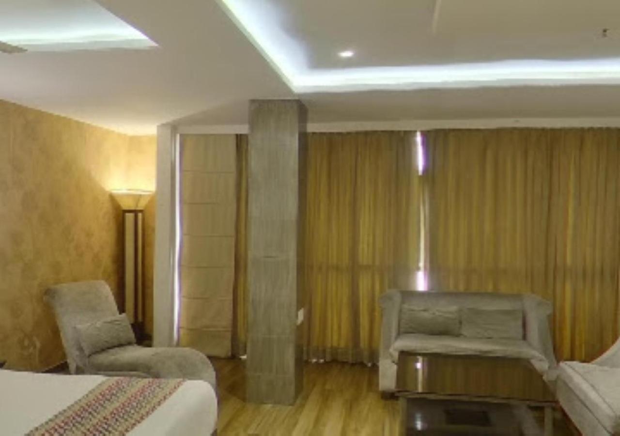 Hotel Siddharth Premiere Chandrapur Eksteriør bilde