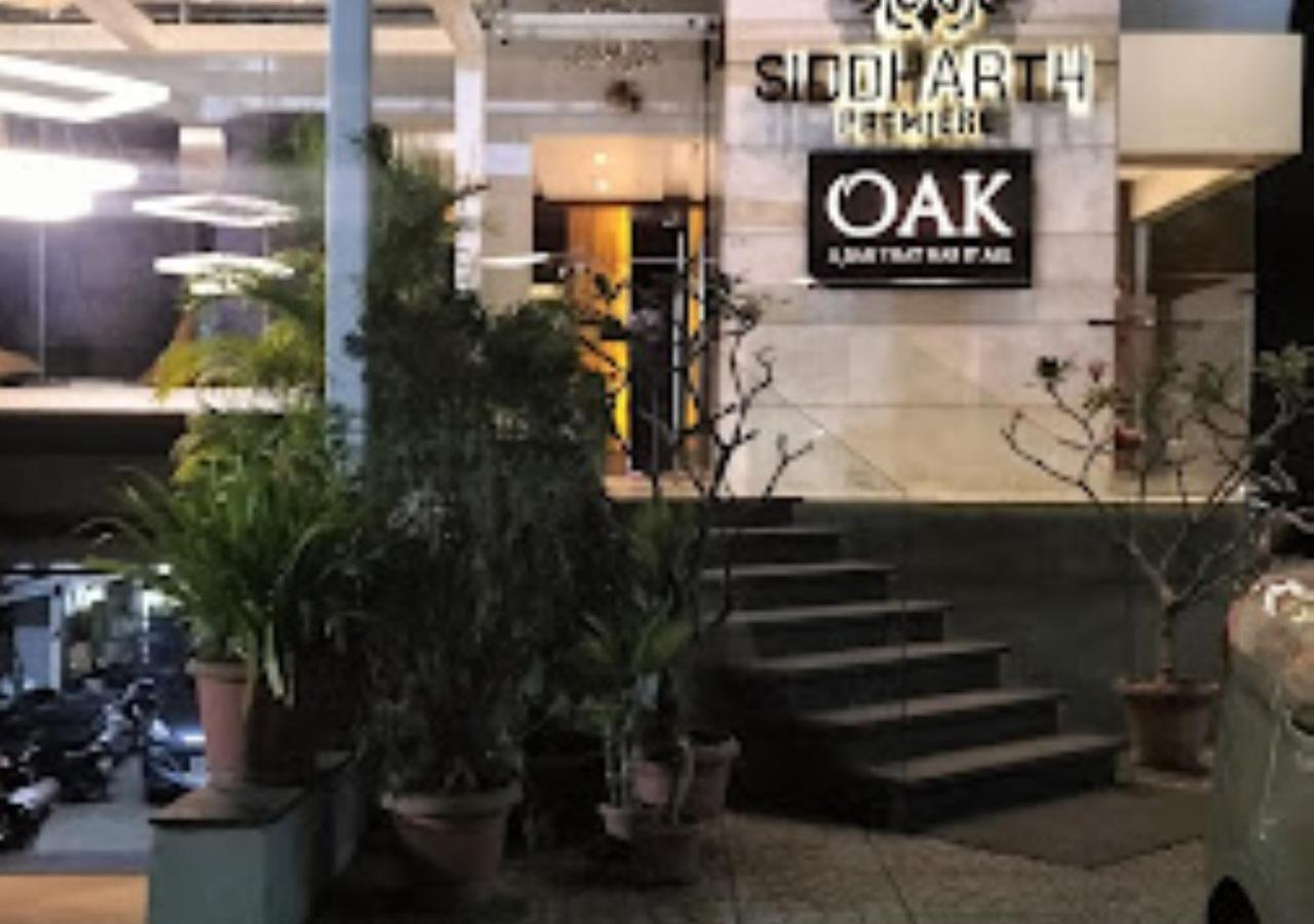 Hotel Siddharth Premiere Chandrapur Eksteriør bilde